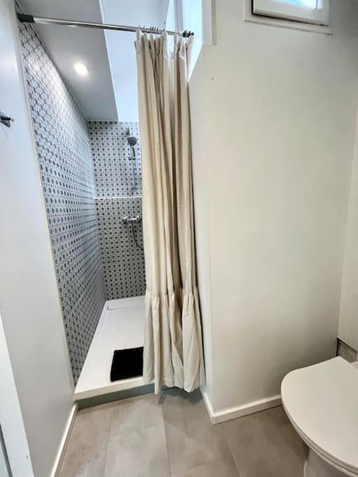 Studio Jade : Charmant Logement Place Clemenceau Daire Pau Dış mekan fotoğraf