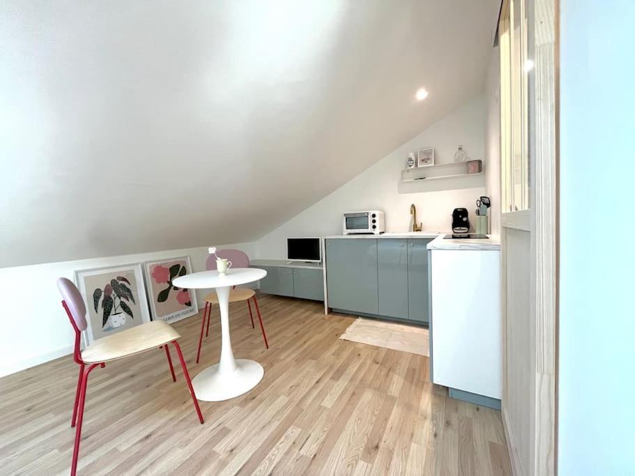 Studio Jade : Charmant Logement Place Clemenceau Daire Pau Dış mekan fotoğraf