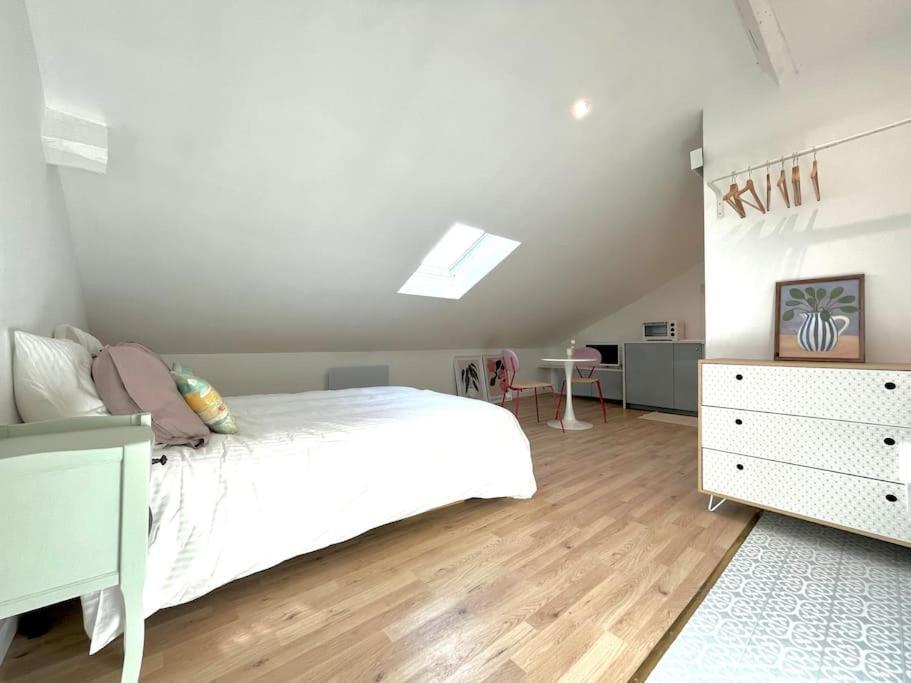 Studio Jade : Charmant Logement Place Clemenceau Daire Pau Dış mekan fotoğraf